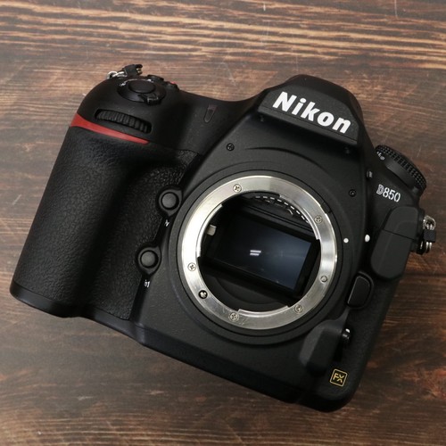 Nikon D850 45.7MP DSLR Camera Body Shuttercount 30024 [Top Mint] #6566 - Picture 1 of 13
