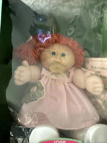 New 1985 Cabbage Patch Kids Doll. Red Hair. Blue Eyes. Pacifier. Audrea Rhoda.