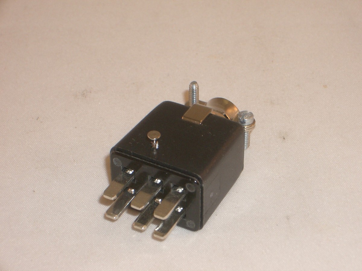 CINCH JONES BEAU MOLEX P-306-CCT 38331-5606 POWER CONNECTOR