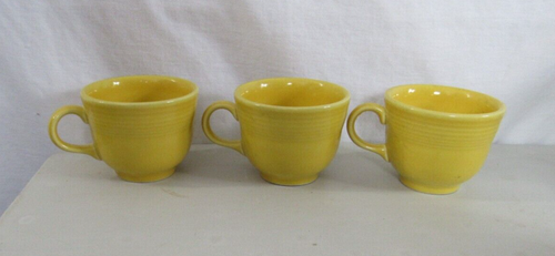 JUEGO DE 3 TAZAS Y 3 PLATILLOS DE CERÁMICA FEISTA AMARILLA HOMER LAUGHLIN FIESTAWARE - Imagen 9 de 12