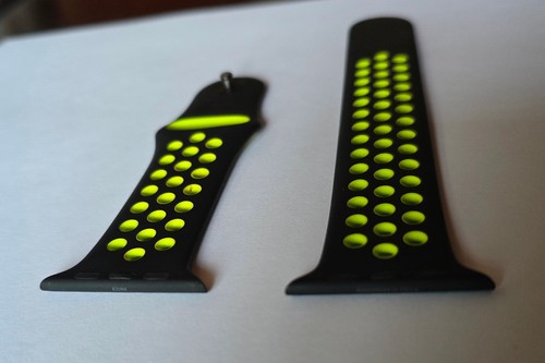 Original Apple Watch BLACK VOLT Nike Sport Band 42mm LARGE M/L in Bulk Packaging - Picture 6 of 12