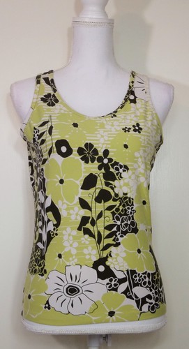 Women's Green & White Lucy Floral Workout Tank Sz. M R4-18 - Picture 2 of 5