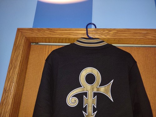 NUEVA DULCE Chaqueta de Noche Prince Mellizos de Minnesota 9/30/21 Adulto XL Estadio Regalo - Imagen 11 de 12