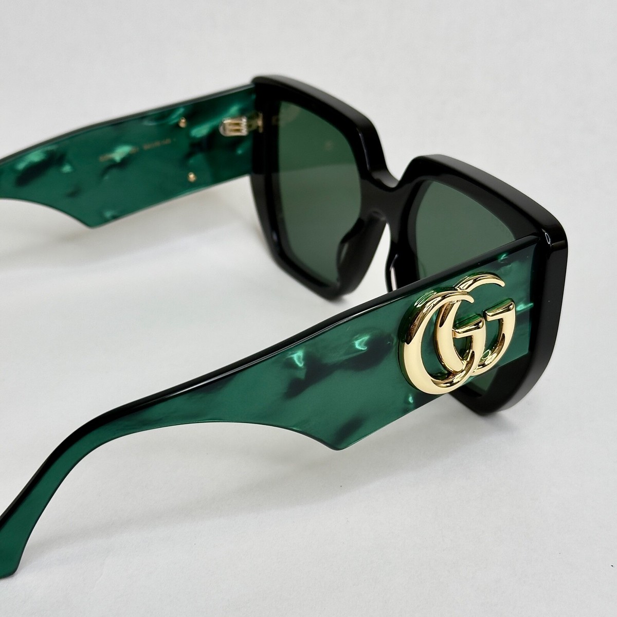 GUCCI 0956 Black Green Marble 001 Logo Chunky Sunglasses GG0956S