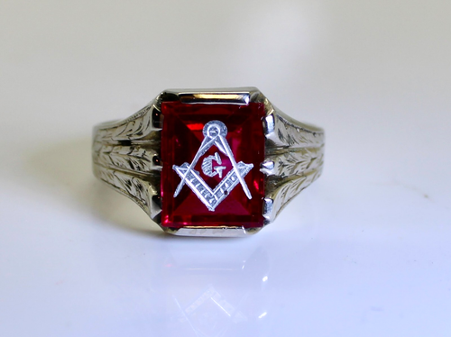 Vintage 10K White Gold Intricate Men's Masonic Ring, Size 8.75 - Picture 3 of 5