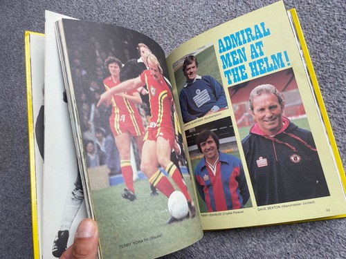 ADMIRAL Buch FUSSBALL 1980 JÄHRLICH selten VINTAGE Farbe UNCLIPPED Keegan - Bild 5 von 9