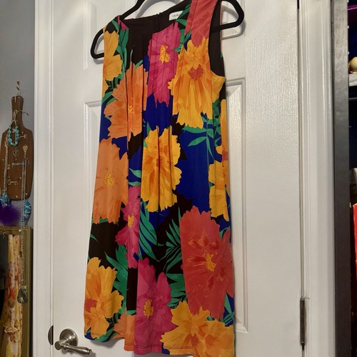 Vestido Calvin Klein Sin Mangas Tropical Estampado Floral Talla Pequeña - Imagen 2 de 12