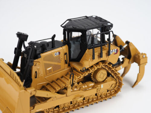 Caterpillar Cat D8 Dozer 1:50 Scale Metal Model By Diecast Masters DM85757 Gift - Picture 6 of 7