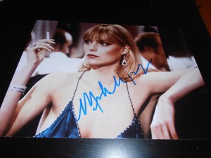 MICHELLE-PFEIFFER-SIGNED-AUTOGRAPH-8x10-PHOTO-SCARFACE-IN-PERSON-PACINO-COA-X2