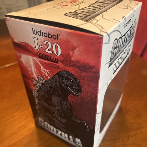Kidrobot- I-20 Bhunny Godzilla Vinyl Figure W/Collectible Bhunny Paw Loot Crate  - Picture 4 of 8