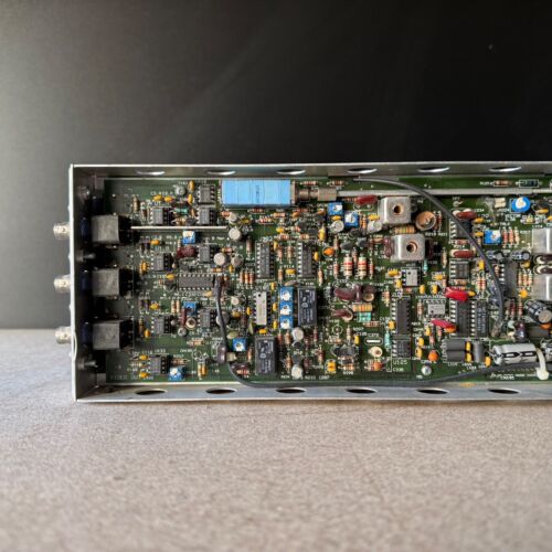Videotek TVM-620 Waveform Monitor Vectorscope Powers On - Picture 18 of 20