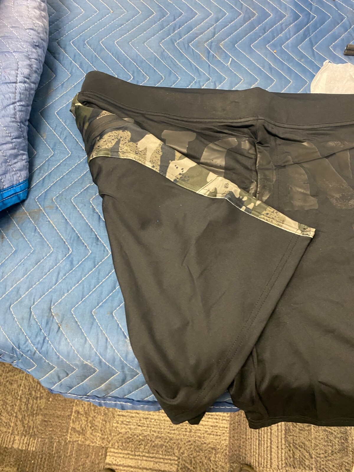Picture 2 of 5