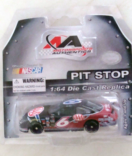 #6 MARK MARTIN AAA Ford Fusion 1:64 Motorsports Authentics 1:64 Car 2006 - Picture 9 of 10