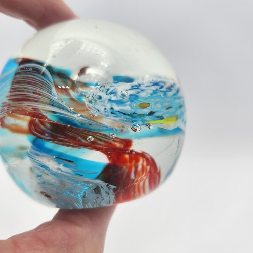 Vtg Hand-Blown Art Glass Paperweight Red Swirl with Blue White Wave Bubbles - Picture 6 of 9