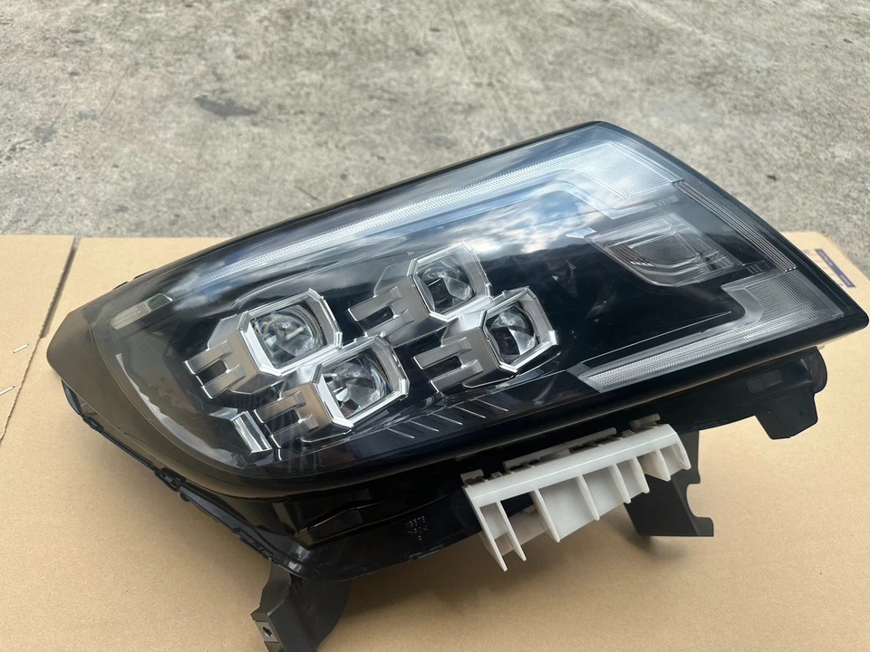 Perfect! 2020-2023 Nissan Navara FULL LED Right Side Headlight - Image 2 of 4