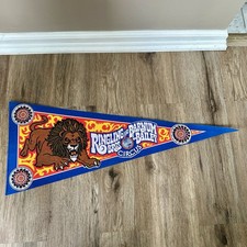VINTAGE RINGLING BROS. BARNUM & BAILEY CIRCUS 30" PENNANT