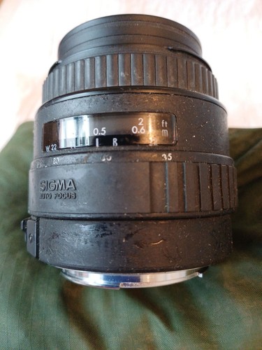 Sigma DL 35-80mm f/4-5.6 AF Auto Focus Zoom Lens. Canon Mount. Tested - Picture 4 of 5