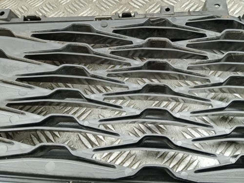 KIA SPORTAGE GRILLE FRONT BUMPER GT LINE 86350F1500 MK4 QL 2016 - 2019 - Picture 11 of 12