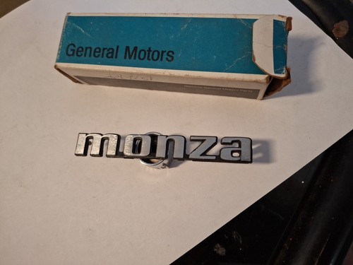 NOS 1975-80 CHEVY MONZA FENDER EMBLEM OEM 9634806 GM - Picture 2 of 5