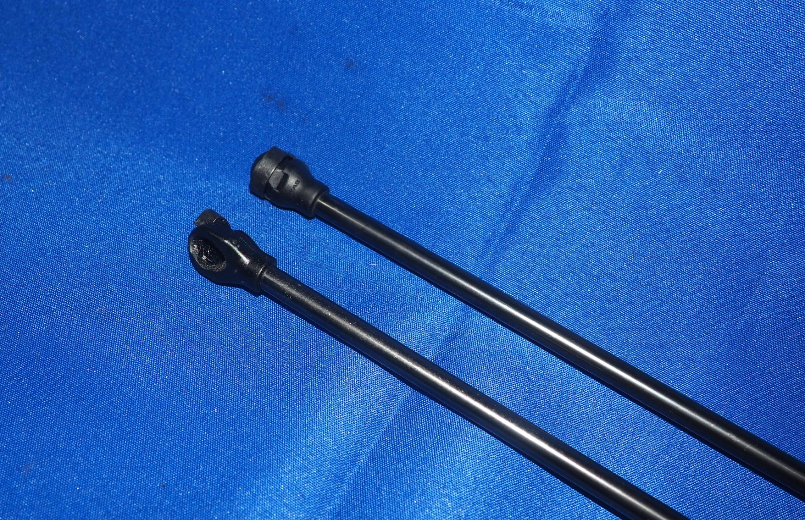 2022-2026 Maserati MC20 MCPura Pair of Rear Trunk Lid Liftgate Shock Struts