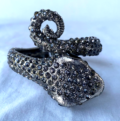 Vintage Jeweled Snake Bangle Bracelet Serpent Cobra Clear Rhinestones - Picture 2 of 5