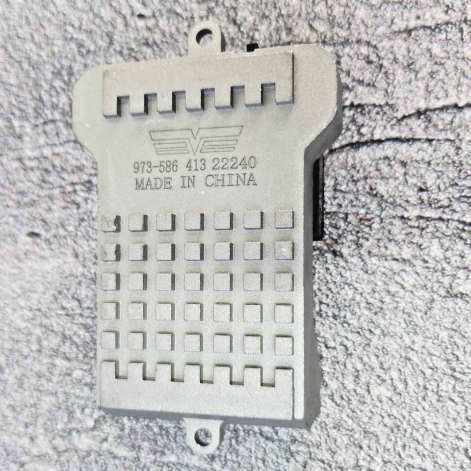 Dorman 973586 For Mercedes-Benz E280 E300 Blower Motor Resistor Kit With Harness - Image 2 of 4