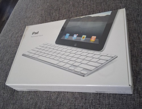 Apple iPad Keyboard Dock A1359 White New Sealed - Picture 3 of 5
