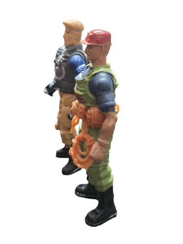 Rescue Actionfiguren 2 Stück Markenlos - GEBRAUCHT - Bild 19 von 20