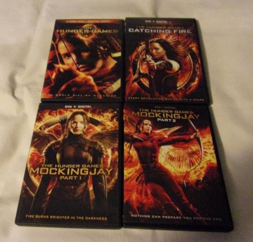 KOMPLETTSATZ 4 Die Tribute von Panem DVDs