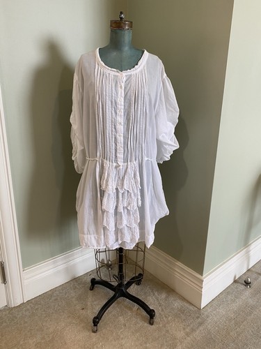 Authentic Vintage Magnolia Pearl White Dress