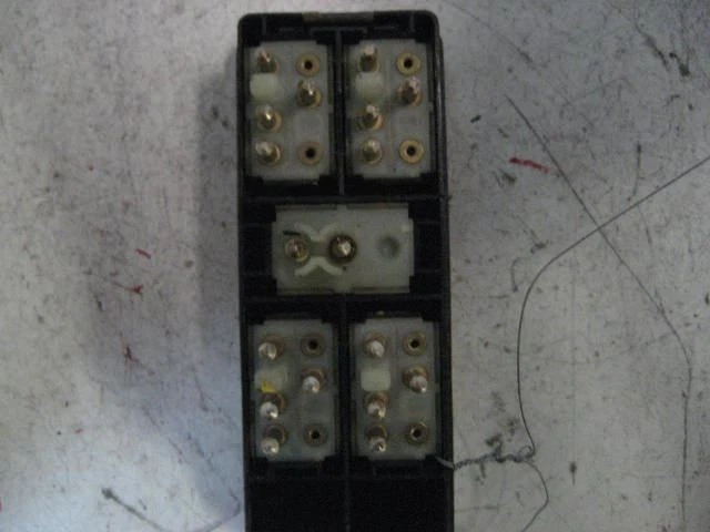 WINDOW SWITCH Volvo 740 1991 91 9723 - Image 2 of 4