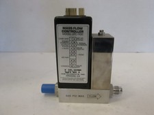 Unit UFC-1100, Mass Flow Controller MFC, H2, 20 SCCM, Used