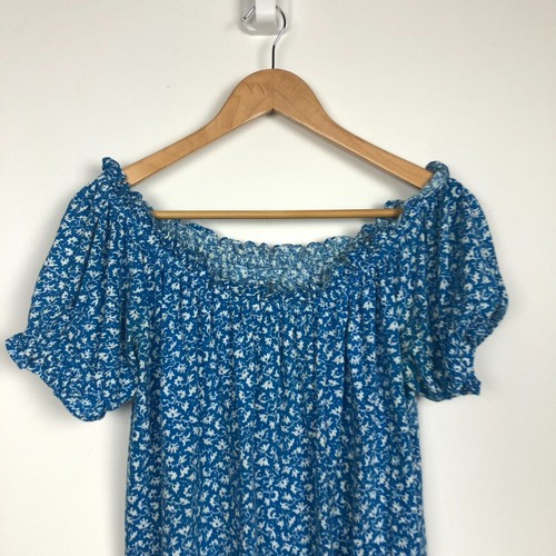 Ann Taylor LOFT Women's Floral Top Smocked Neck Blue White 100% Cotton Small - Picture 2 of 5