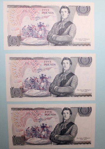 3 x Billetes consecutivos 1980-88 Reino Unido UNC azules £5 (Somerset) HR88 749884, 85, 86 - Imagen 5 de 5