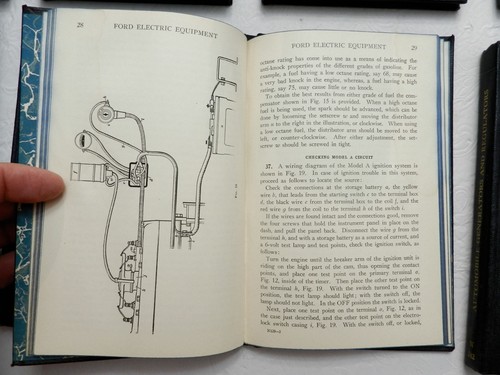 LOT: 10 International Textbook Company Automobile Repair Books, HB 1940s, EX - Picture 9 of 11