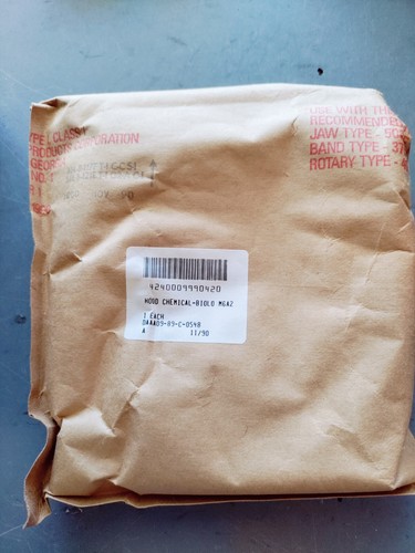 Military M-17 Gas mask Chemical Bio HOOD M6A2 (10) Vintage - Picture 2 of 24