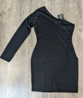Pretty little thing NWT Shape One Shoulder Women's Black Bodycon