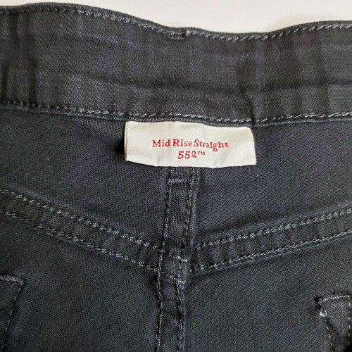 Jeans negros Levis - Para mujer 552 tiro medio recto talla 12M - Imagen 8 de 8