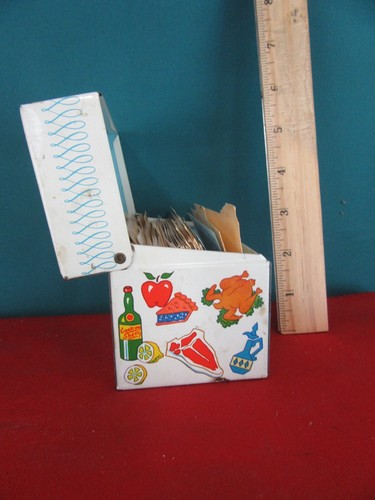 Vintage Ohio Art Tin Recipe Box with Handwritten Recipes and Printed Dividers - Picture 4 of 5