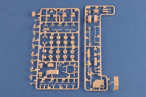 HobbyBoss 82937 1/72 Russian 4K51 Rubezh Coastal ASM with P-15 - Picture 7 of 9