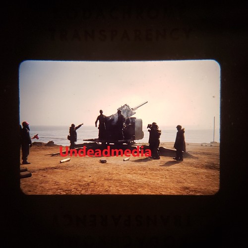 Korean War Military Firing Gun #4 68th 1950's 35mm Slide Red Border Kodachrome - Picture 1 of 3