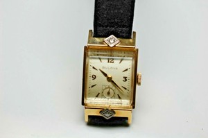 Vintage-Bulova-Men-039-s-Wristwatch-8AE-21J-10K-gold-filled-case-w-DIAMONDS-RUNS