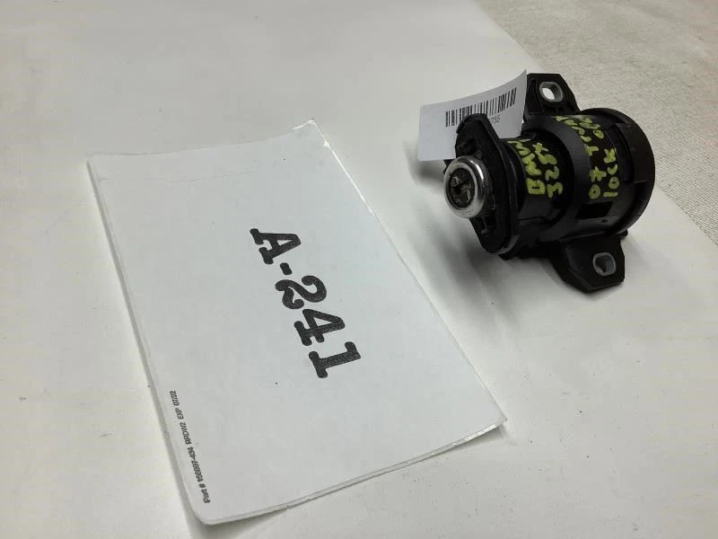 BMW 328XI 2007 sedán tapa maletero llave bloqueo cilindro  Foto 3 de 4