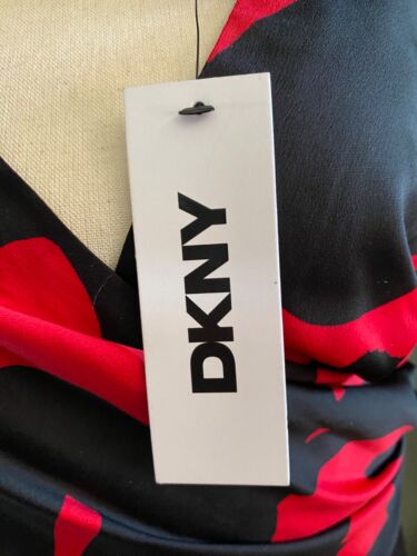 DKNY Surplice V-Neck Asymmetrical Hem Dress DD4GDB85 (Size 8) NWT MSRP $134 - Picture 2 of 3