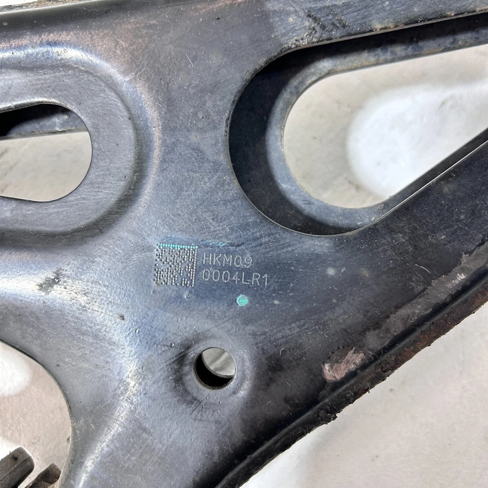 Полный передний правый нижний рычаг управления со стороны пассажира GMC Terrain 2018-2023 от оригинального производителя - Изображение 3 из 4