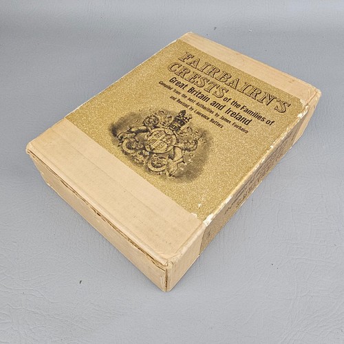 FAIRBAIRN'S CRESTS of Families Great Britain & Ireland 1968 Printing HC - Imagen 12 de 13