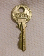 Vintage Old Antique Yale & Towne Stamford Conn USA Key Marked Security No Number