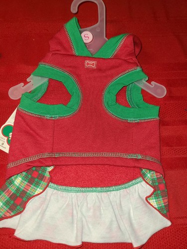 NEW DOG DRESS BY WAG-A-TUDE ♡ RED AND GREEN "PROP. OF SANTA" HOODIE ♡ SIZE SMALL - Picture 3 of 4