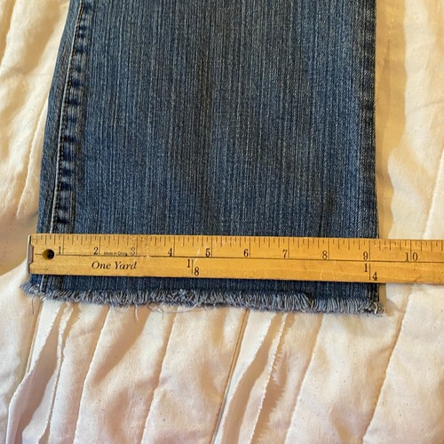 Vtg GAP Jeans Womens 8R Medium Wash Raw Hem Mid Rise Flare Stretch Denim Y2K - Picture 7 of 11