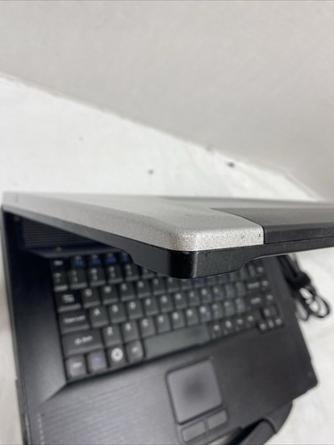Panasonic ToughBook CF-52 Core i3 330M 2.13GHz 2GB Ram Windows 10 Pro - Picture 9 of 22